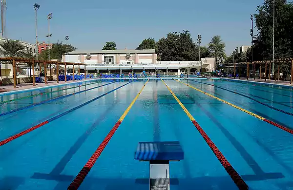 انشاء حمام سباحة