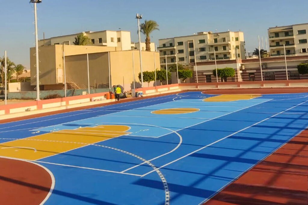 إنشاء ملاعب