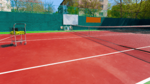 المعايير الدولية لأرضيات الملاعب الرياضية 2026