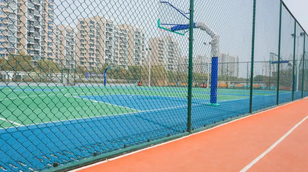 الفرق بين الترتان عالي الجودة والتجاري